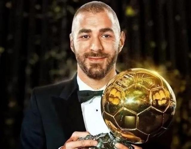 包含里昂逆转巴西，本泽马统治全场的词条