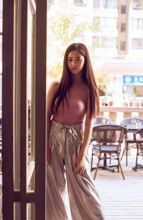 开云体育平台APP-新王当立！班凯罗撕裂铁幕，猛龙关键战绝境突围76人