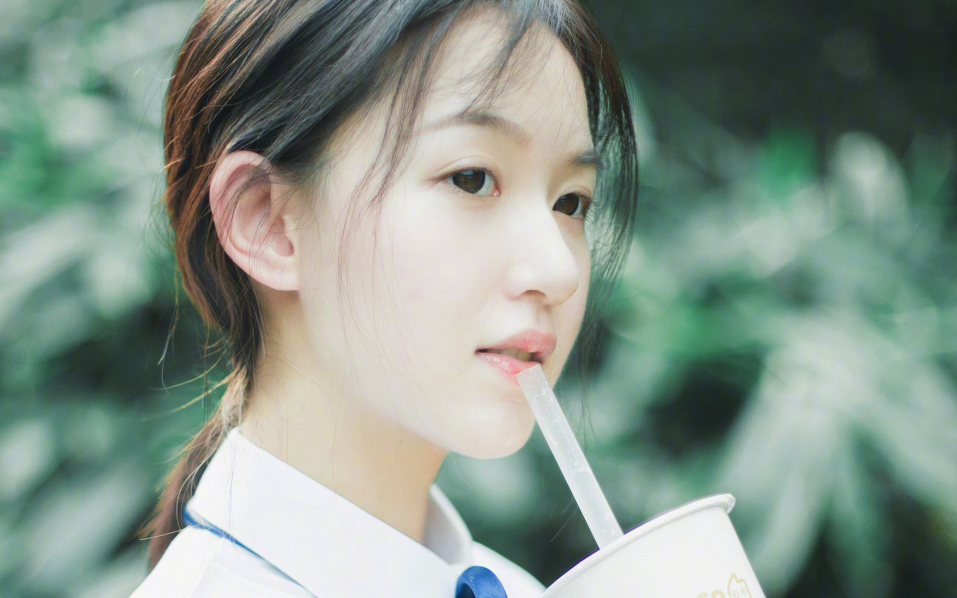 开云sport-命运齿轮的碰撞，当非洲雄鹰的翅膀掠过南美硬汉的脊梁—2026世界杯黑马之战，加维用一记上帝视角定义永恒